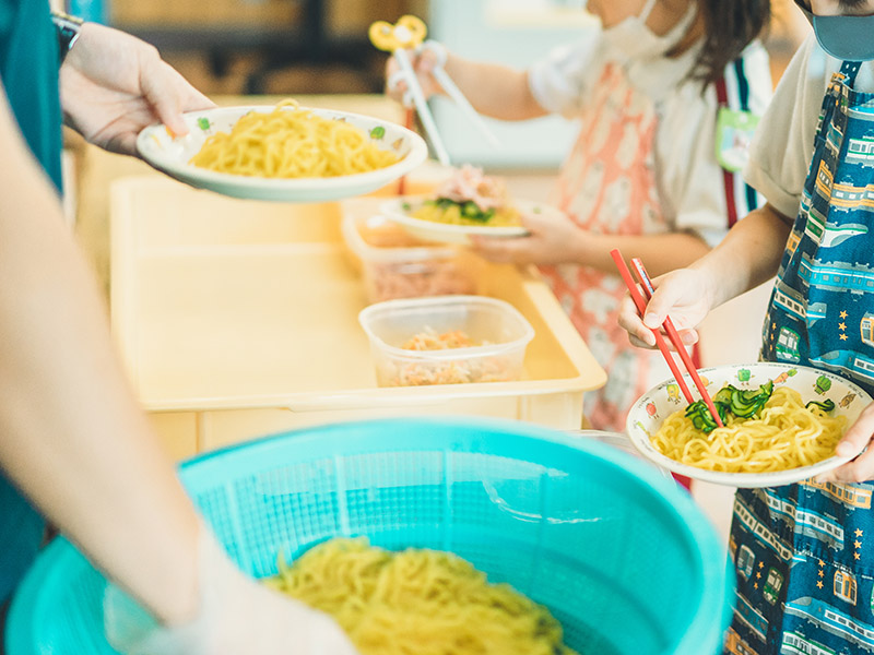 給食